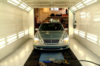 photo of a Mercedes on the factory line